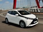 Toyota Aygo x-play 5-Door 2014 года